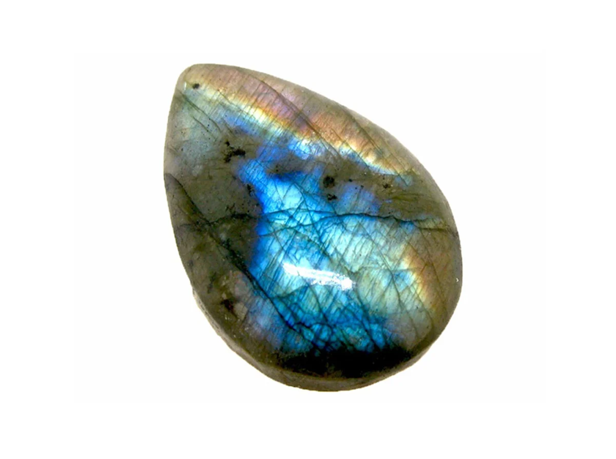 Labradorita — piedra de magia, intuición y protección energética