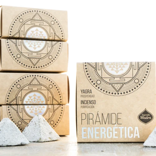 Pirámide de incienso sagrada madre resina natural energética decorativa