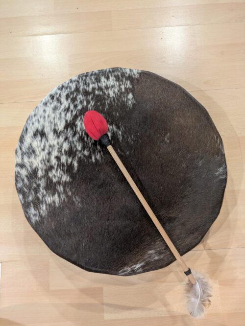 Tambor chamánico piel de cabra 45cm con pelo marrón para sonoterapia y rituales