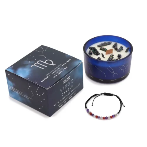 Vela Zodiaco Virgo encendida mostrando el aroma a frambuesa, oud y vainilla
