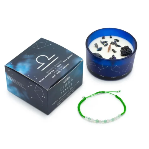Vela zodiaco libra con pulsera de aventurina, ópalo y cuarzo rosa sobre caja de regalo