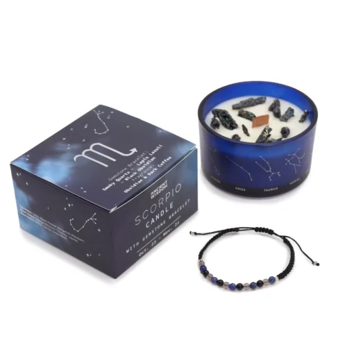 Detalle de la pulsera de piedras semipreciosas incluida con la vela Zodiaco Escorpio